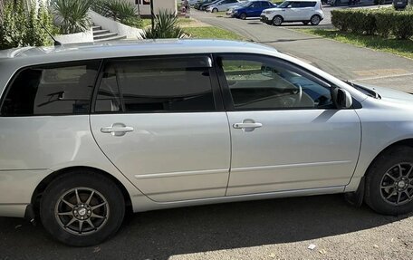 Toyota Corolla, 2003 год, 700 000 рублей, 4 фотография