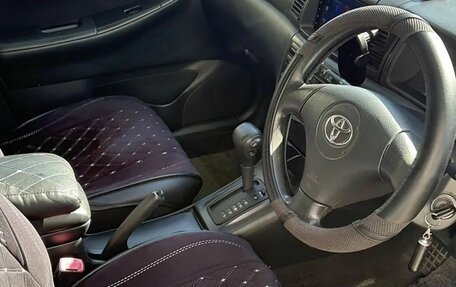 Toyota Corolla, 2003 год, 700 000 рублей, 8 фотография