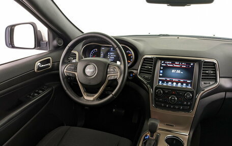 Jeep Grand Cherokee, 2016 год, 2 990 000 рублей, 26 фотография