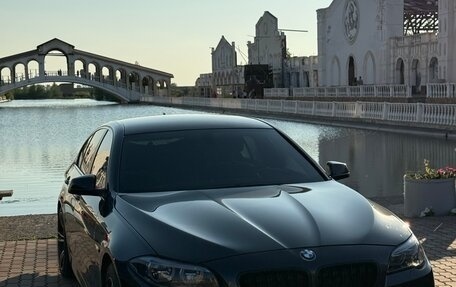 BMW 5 серия, 2013 год, 1 980 000 рублей, 11 фотография