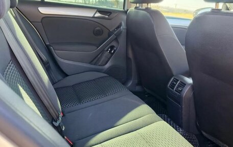 Volkswagen Golf VI, 2010 год, 680 000 рублей, 10 фотография