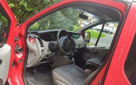 Renault Trafic, 2005 год, 850 000 рублей, 9 фотография