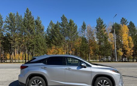 Lexus RX IV рестайлинг, 2021 год, 5 500 000 рублей, 3 фотография