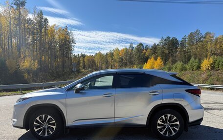 Lexus RX IV рестайлинг, 2021 год, 5 500 000 рублей, 10 фотография