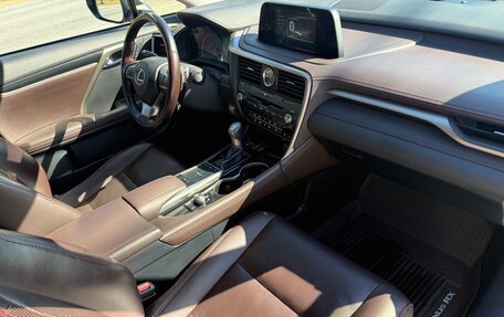 Lexus RX IV рестайлинг, 2021 год, 5 500 000 рублей, 23 фотография