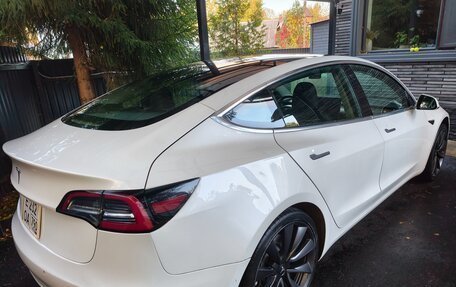 Tesla Model 3 I, 2020 год, 2 880 000 рублей, 3 фотография