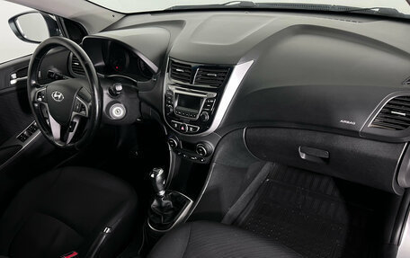 Hyundai Solaris II рестайлинг, 2014 год, 897 000 рублей, 15 фотография