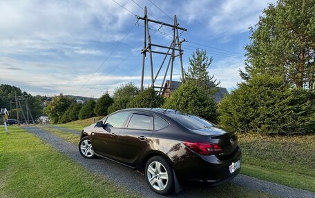 Opel Astra J, 2013 год, 790 000 рублей, 1 фотография