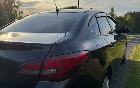 Opel Astra J, 2013 год, 790 000 рублей, 12 фотография