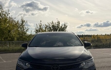 Toyota Camry, 2018 год, 2 650 000 рублей, 2 фотография