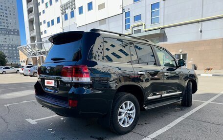 Toyota Land Cruiser 200, 2016 год, 6 300 000 рублей, 4 фотография