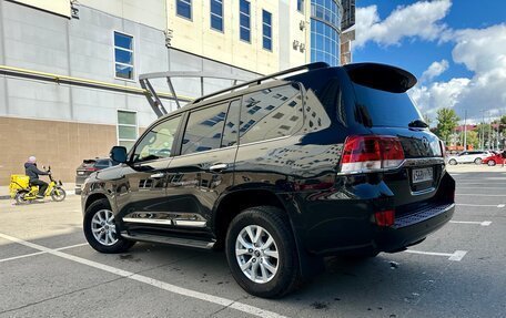 Toyota Land Cruiser 200, 2016 год, 6 300 000 рублей, 6 фотография