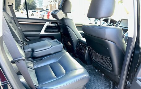 Toyota Land Cruiser 200, 2016 год, 6 300 000 рублей, 15 фотография