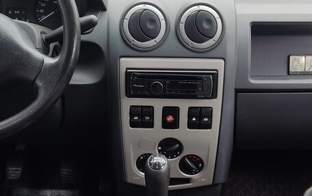 Renault Logan I, 2009 год, 500 000 рублей, 2 фотография