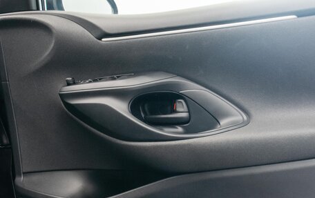 Toyota Yaris, 2020 год, 1 500 000 рублей, 11 фотография