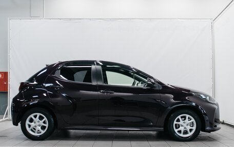 Toyota Yaris, 2020 год, 1 500 000 рублей, 9 фотография