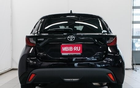 Toyota Yaris, 2020 год, 1 500 000 рублей, 8 фотография