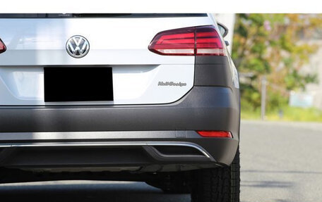 Volkswagen Golf VII, 2018 год, 1 310 000 рублей, 8 фотография