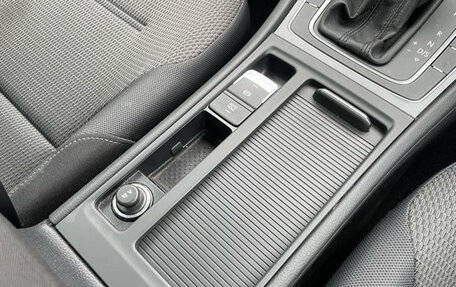 Volkswagen Golf VII, 2018 год, 1 310 000 рублей, 15 фотография
