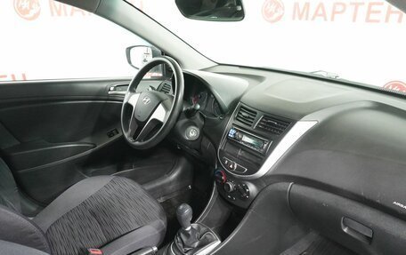 Hyundai Solaris II рестайлинг, 2016 год, 923 000 рублей, 10 фотография