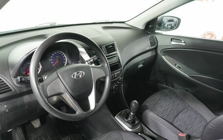 Hyundai Solaris II рестайлинг, 2016 год, 923 000 рублей, 9 фотография