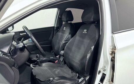 Hyundai Solaris II рестайлинг, 2013 год, 787 000 рублей, 8 фотография