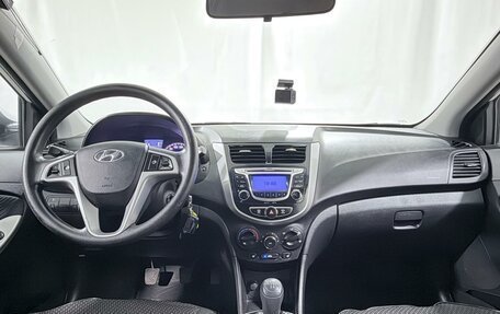 Hyundai Solaris II рестайлинг, 2013 год, 787 000 рублей, 11 фотография