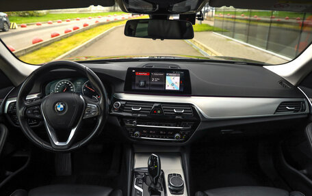 BMW 5 серия, 2019 год, 3 179 777 рублей, 13 фотография