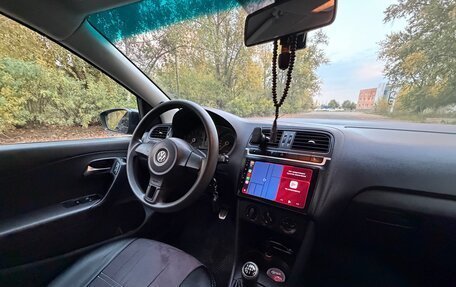 Volkswagen Polo VI (EU Market), 2012 год, 700 000 рублей, 9 фотография