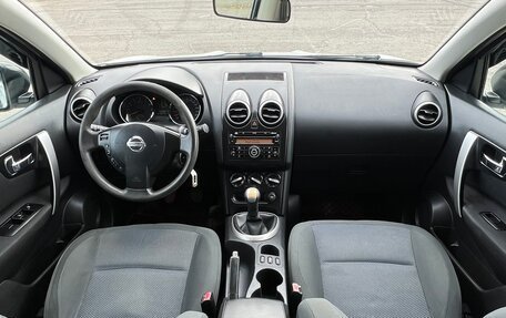 Nissan Qashqai, 2011 год, 800 000 рублей, 27 фотография