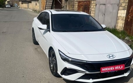 Hyundai Elantra, 2023 год, 2 300 000 рублей, 1 фотография