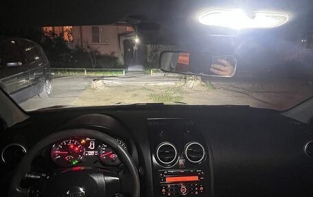 Nissan Qashqai, 2011 год, 800 000 рублей, 33 фотография
