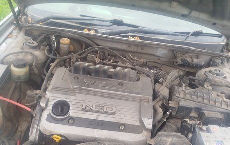 Nissan Cefiro III, 2000 год, 130 000 рублей, 4 фотография