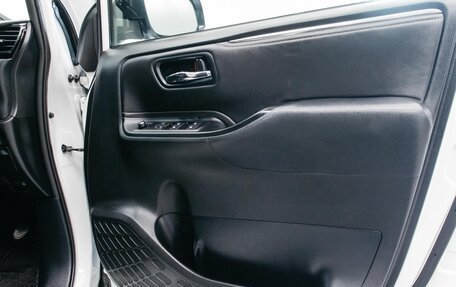 Toyota Esquire I, 2016 год, 1 699 000 рублей, 10 фотография