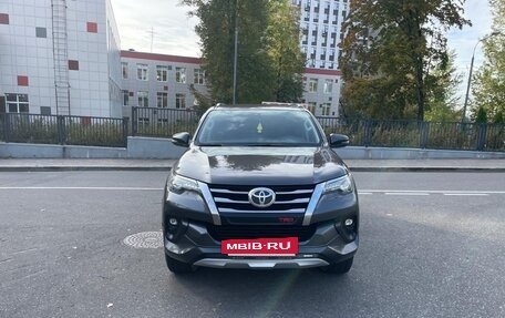 Toyota Fortuner II, 2019 год, 3 700 000 рублей, 2 фотография