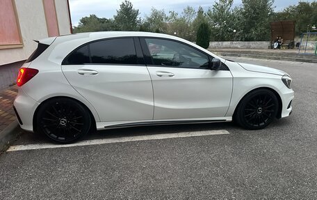 Mercedes-Benz A-Класс, 2013 год, 1 450 000 рублей, 3 фотография
