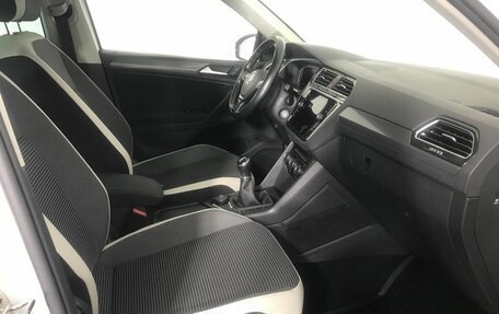 Volkswagen Tiguan II, 2019 год, 1 825 000 рублей, 14 фотография