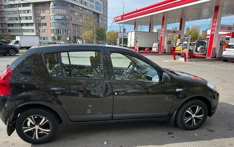Renault Sandero I, 2013 год, 440 000 рублей, 3 фотография