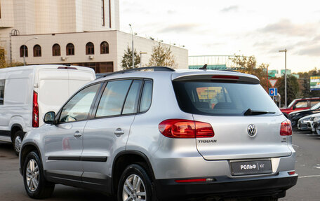 Volkswagen Tiguan I, 2012 год, 998 000 рублей, 4 фотография