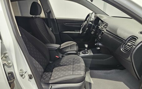 KIA Rio IV, 2019 год, 1 299 000 рублей, 18 фотография