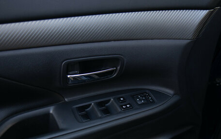 Mitsubishi Outlander III рестайлинг 3, 2013 год, 1 098 000 рублей, 15 фотография