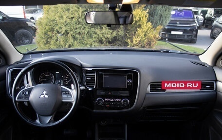Mitsubishi Outlander III рестайлинг 3, 2013 год, 1 098 000 рублей, 11 фотография