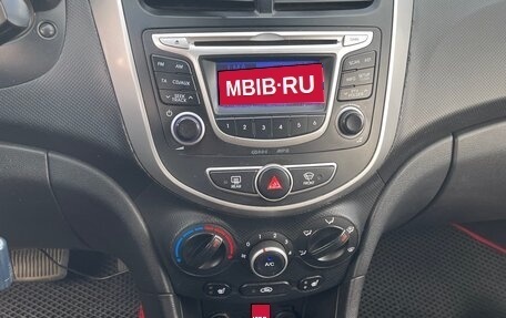 Hyundai Solaris II рестайлинг, 2014 год, 850 000 рублей, 18 фотография