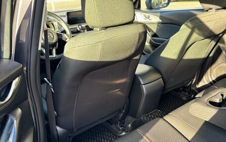 Mazda 3, 2018 год, 1 370 000 рублей, 18 фотография