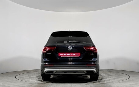 Volkswagen Tiguan II, 2020 год, 2 439 000 рублей, 6 фотография