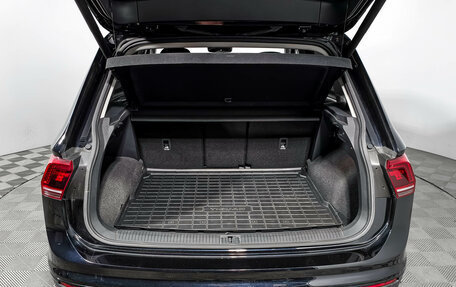 Volkswagen Tiguan II, 2020 год, 2 439 000 рублей, 21 фотография