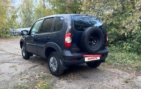 Chevrolet Niva I рестайлинг, 2017 год, 700 000 рублей, 5 фотография