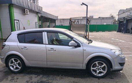 Opel Astra H, 2010 год, 600 000 рублей, 1 фотография