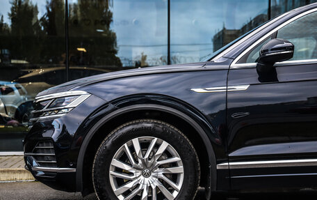 Volkswagen Touareg III, 2018 год, 4 300 000 рублей, 10 фотография