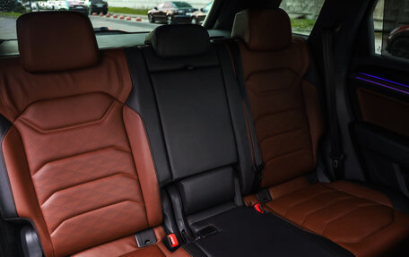 Volkswagen Touareg III, 2018 год, 4 300 000 рублей, 31 фотография